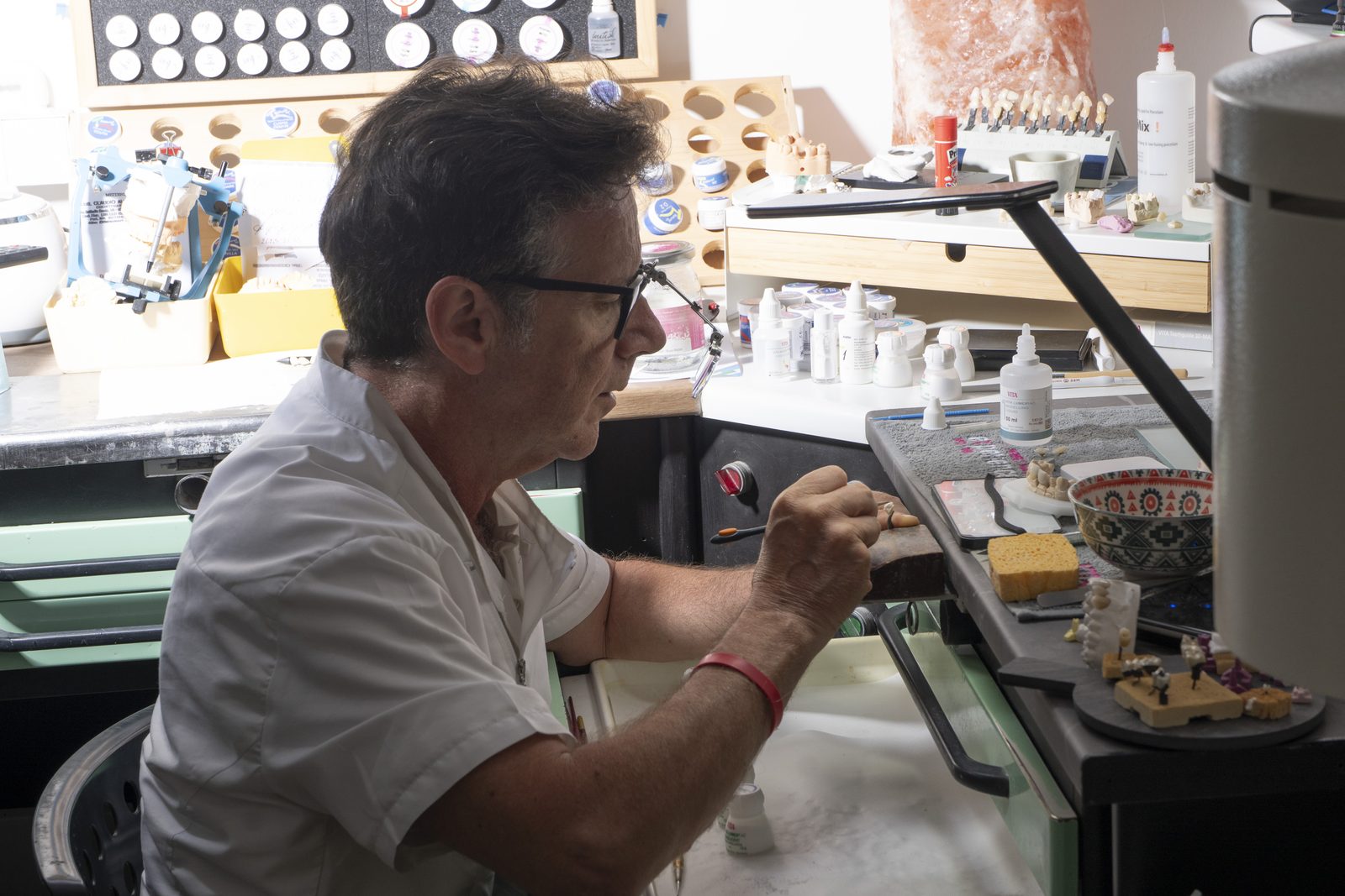 Stratificazione della ceramica a mano
